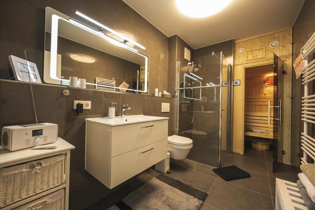 Ferienwohnung Tor Zum Meer - Neubau Mit Sauna, Fahrstuhl Und Tiefgarage Ostseebad Kühlungsborn エクステリア 写真