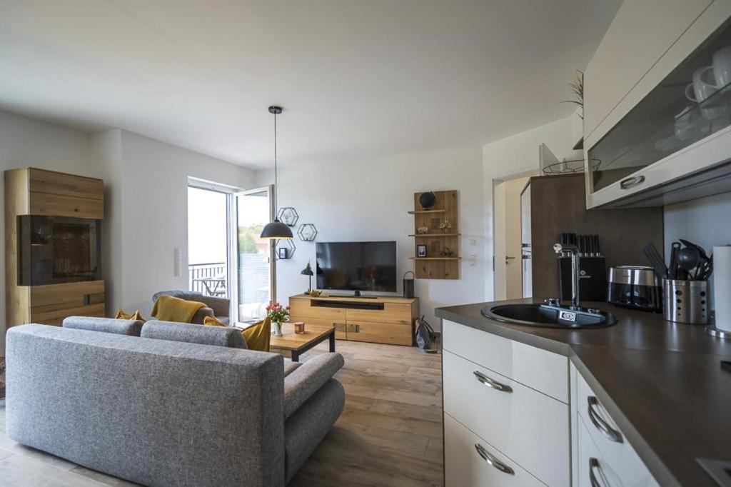 Ferienwohnung Tor Zum Meer - Neubau Mit Sauna, Fahrstuhl Und Tiefgarage Ostseebad Kühlungsborn エクステリア 写真